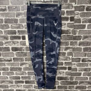 Bucked Up leggings blue camo pockets